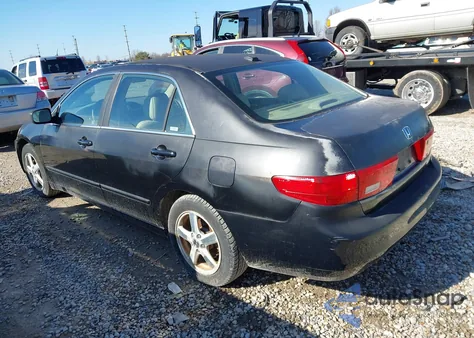 2005 Honda Accord 2.4 Ex from USA, damaged, VIN 1HGCM56835A065214